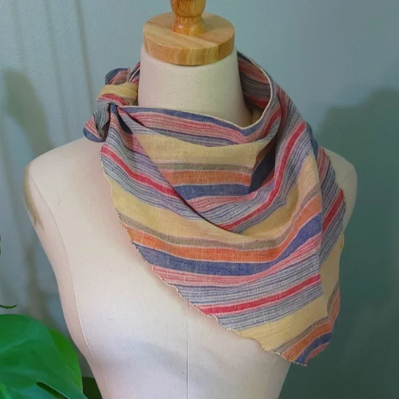 Vintage Scalloped Boho Scarf Handkerchief - Picture 3 of 7